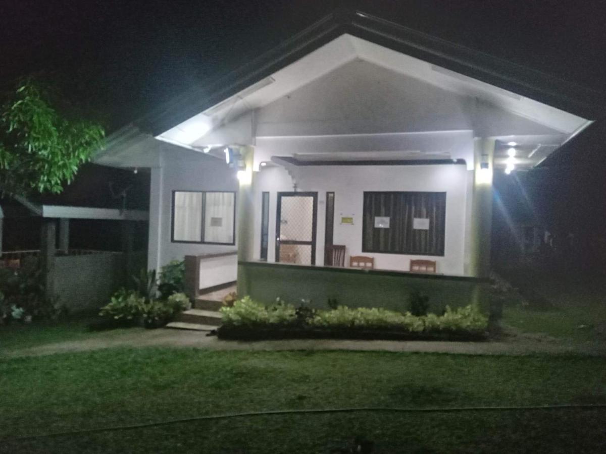 Balai Mariacaria Pension House Guindulman Exterior foto